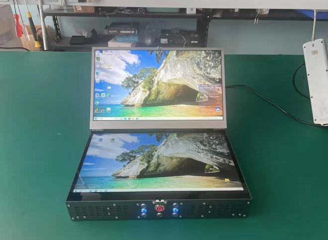 本ITX小主板+独立显卡散热强得可怕ayx爱游戏app大神自制双屏笔记(图4)
