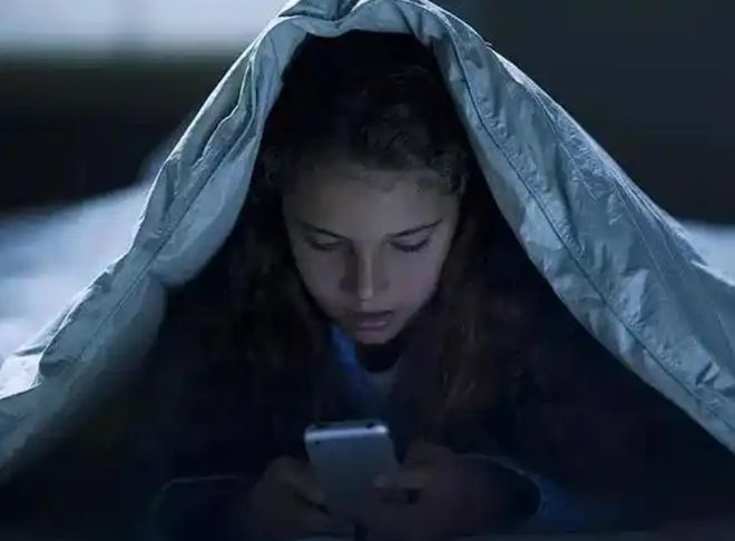 机支架交警：不是为难大家是为了安全爱游戏app入口电动车不允许安装手(图1)