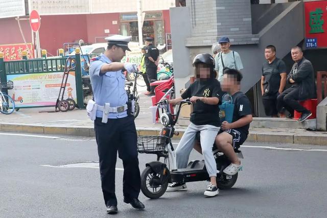 车上路有“5不能”新要求别被罚了才知道AYX爱游戏2025年2月起执行电动(图3)